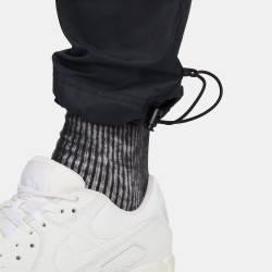 DX2033-010 - Nike Repeat SW Woven Pants - Black/Black/White