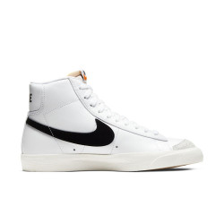 Chaussures Nike Blazer Mid '77 - Blanc/Noir-Sail - CZ1055-100