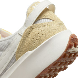 Nike Waffle Debut Vintage women's sneakers - Light Bone/Sail-Team Gold-Gum Med Brown - DX2931-001