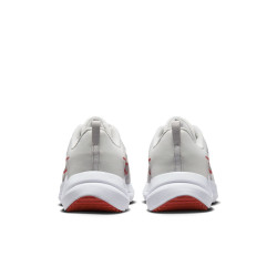Chaussures running homme Nike Downshifter 12 - Teinte Platine/Lt Crimson-Noir-Blanc - DD9293-009