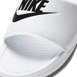 Claquettes femme Nike Victori One - Blanc/Noir-Blanc - CN9677-100