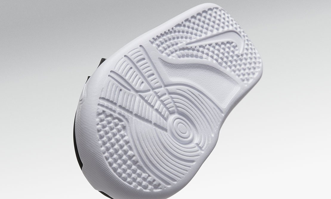 Chaussures pour bébé Nike Omni Multi-Court - Noir/Blanc - DM9028-002