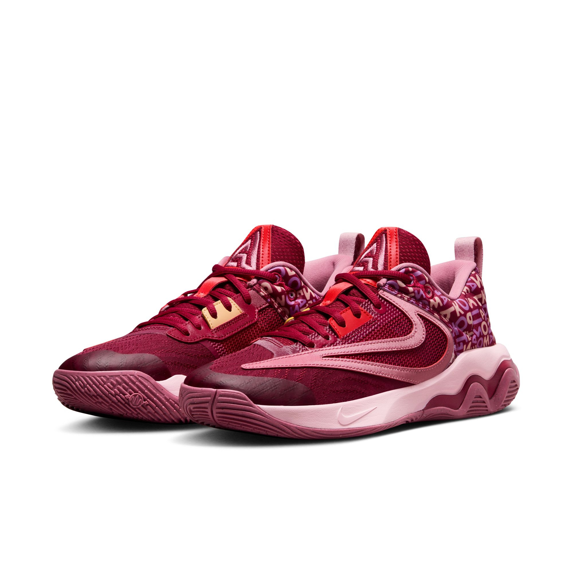 Chaussures Nike Giannis Immortality 3 - Noble Red/Ice Peach-Desert Berry - DZ7533-600