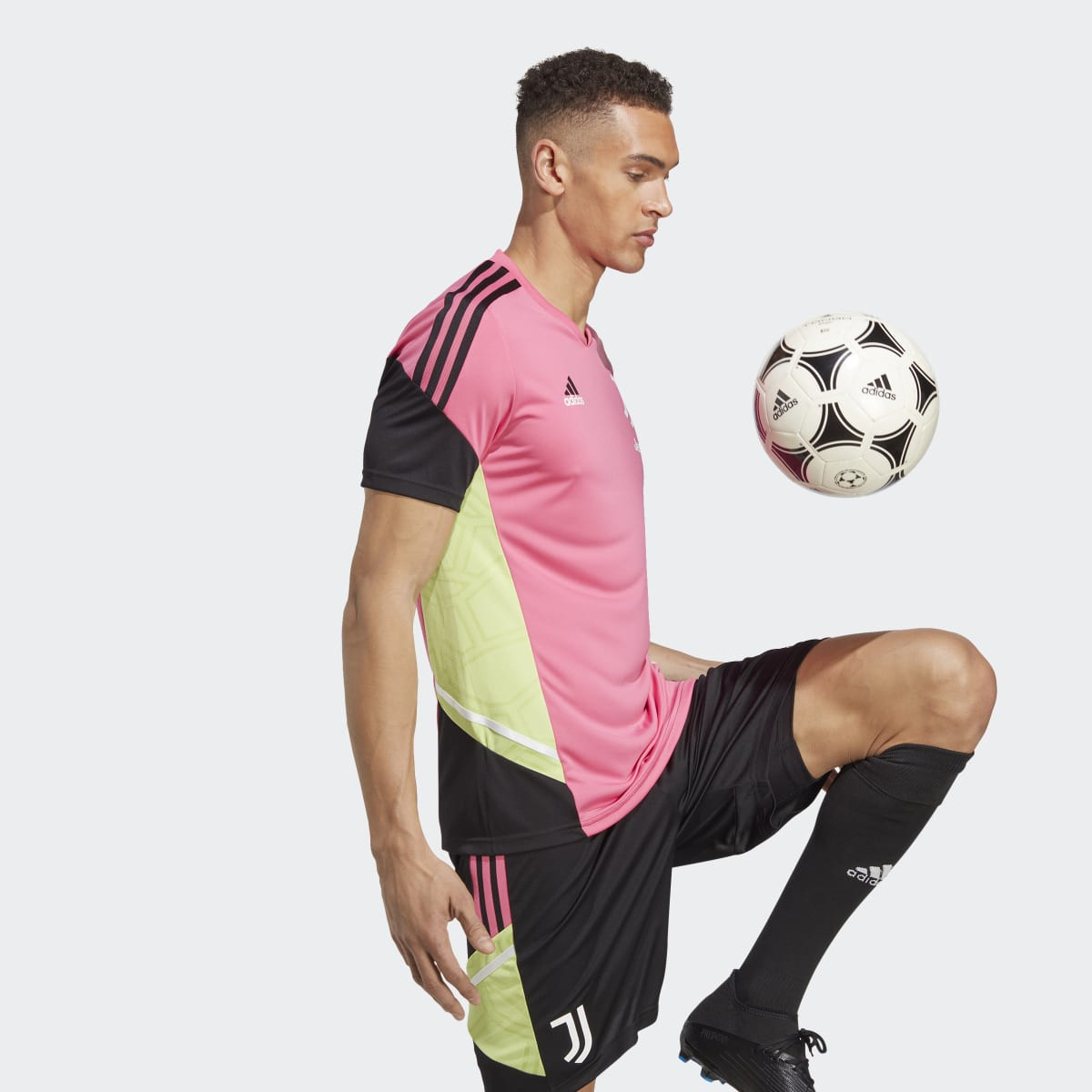 Juventus Condivo 22 Adidas Training Jersey - Pink - HS7551